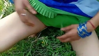 Análne Dobrodružstvo Lality Singh V Prírode